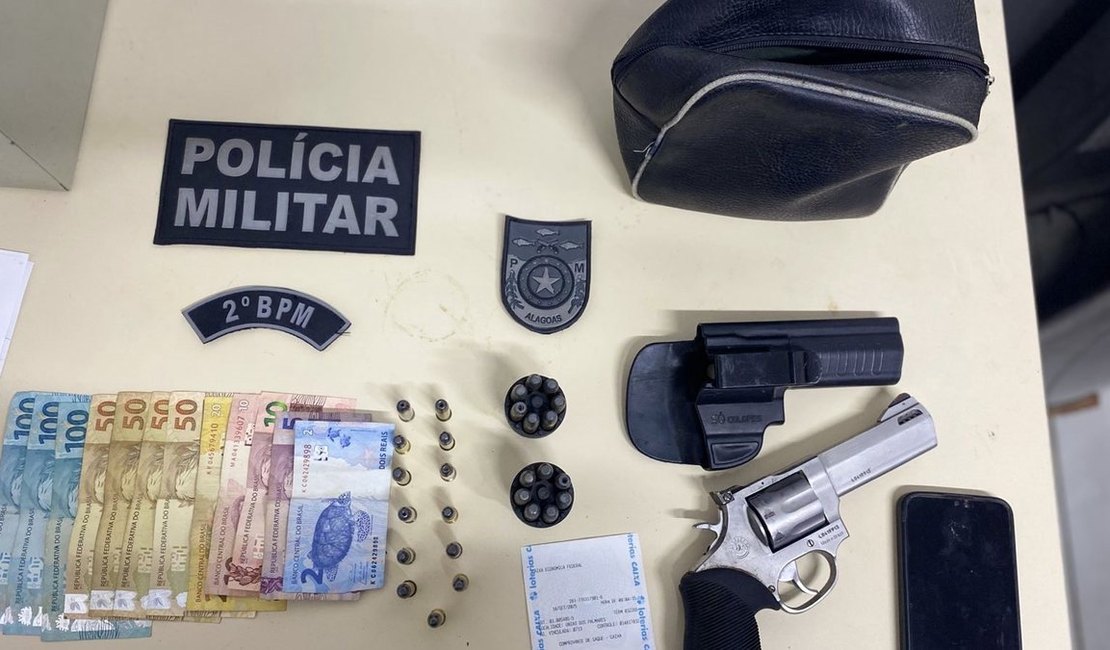 Polícia prende dois homens com drogas, armas e dinheiro em União dos Palmares