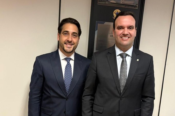 Guilherme Lopes se reúne com o Deputado Luciano Amaral em defesa da Hemodiálise da Santa Casa de Penedo