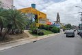 Dona de motocicleta não paga flanelinha e é chamada de 'rapariga' na Praça Manoel André