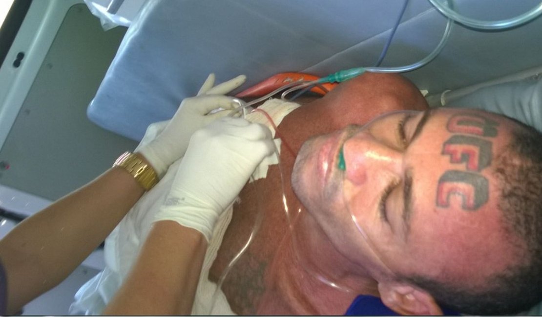 Detento leva espetada no peito no Presídio do Agreste