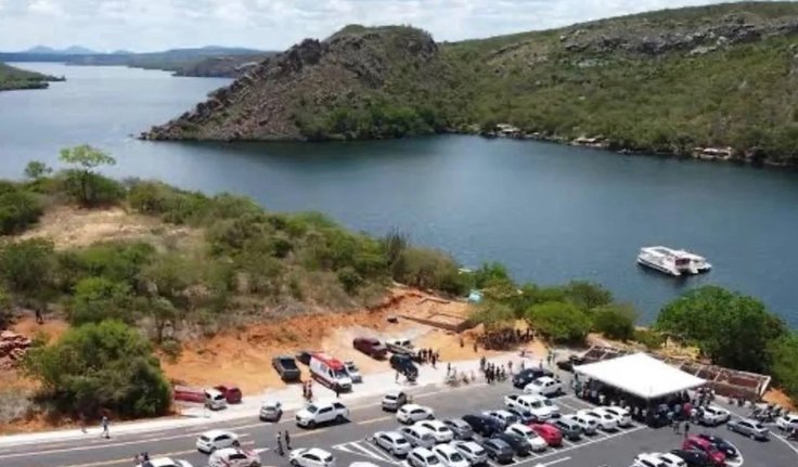 Complexo turístico dos Cânions do São Francisco, em Olho D´água do Casado, pode ser demolido após denúncia do Incra