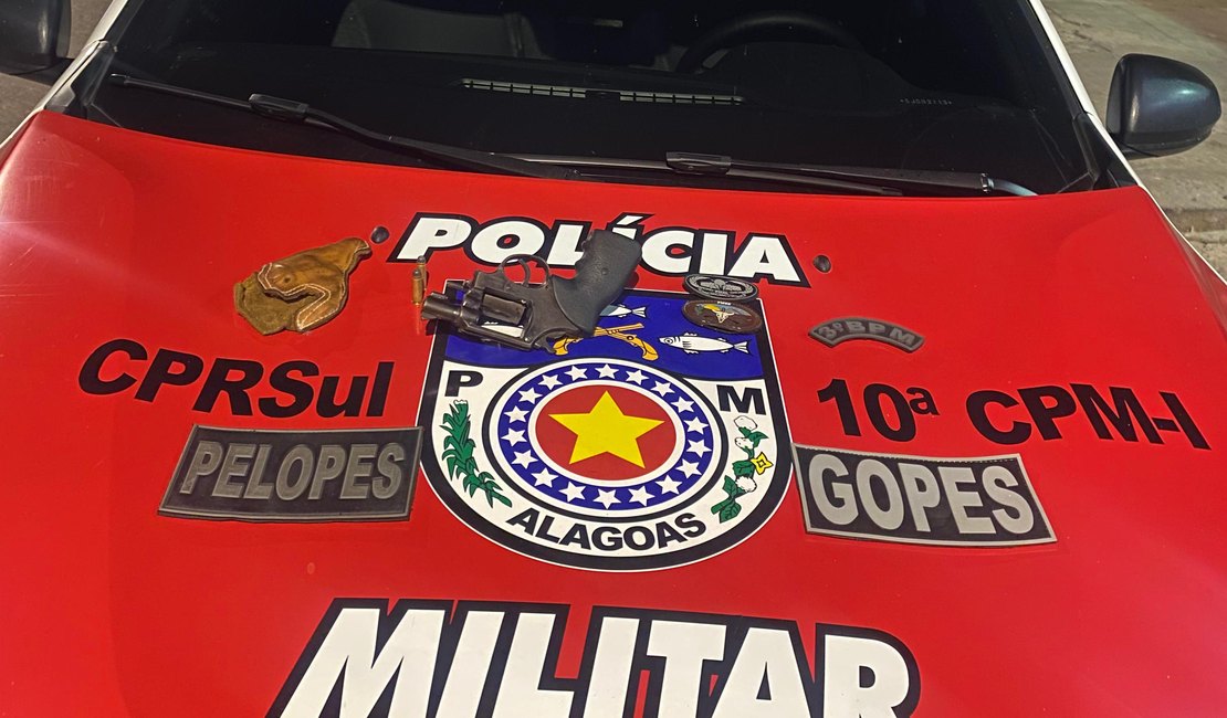 Duas armas de fogo e drogas são apreendidas pela PM em ações no interior de Alagoas