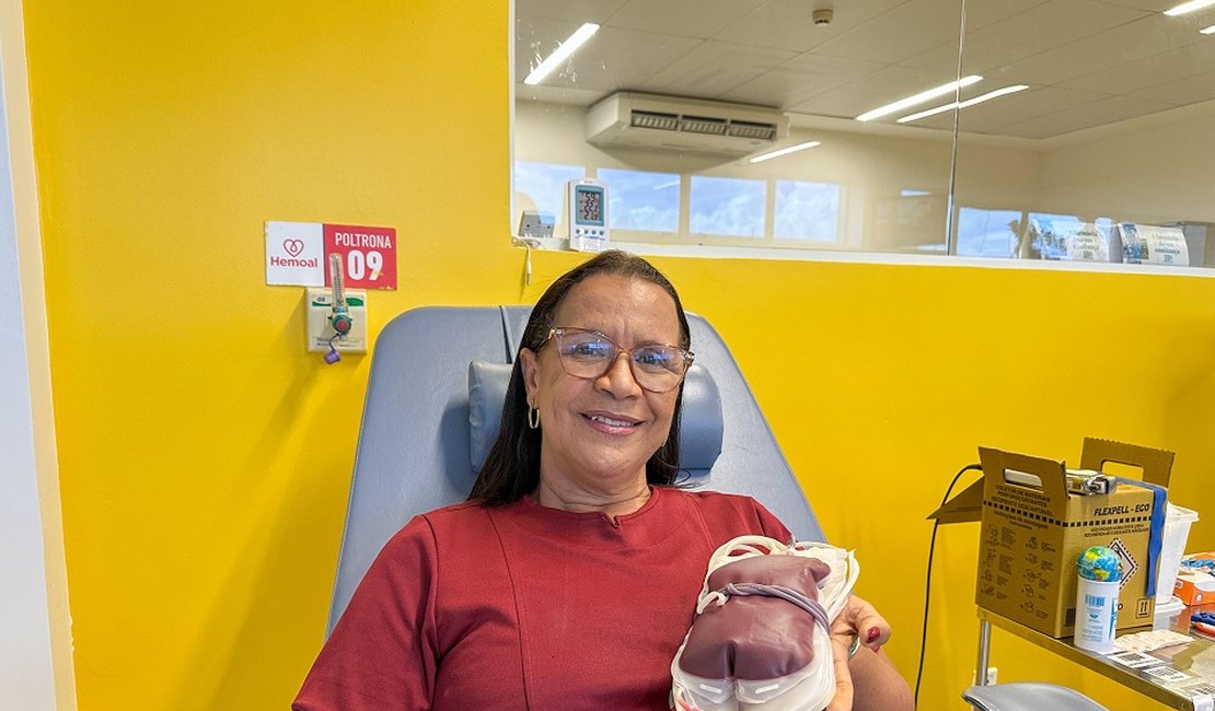Dia Mundial do Doador de Sangue: conheça a história da alagoana que já salvou mais de 100 vidas ao doar sangue no Hemoal