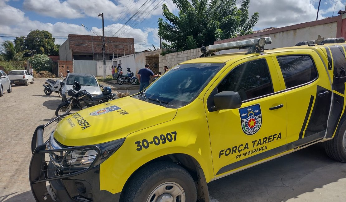 Idoso é encontrado morto, sem roupa, no quintal de casa em Arapiraca