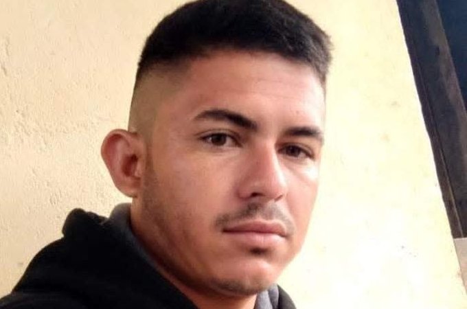 Motociclista não consegue desviar a tempo e morre ao atingir cavalo em Carneiros, AL