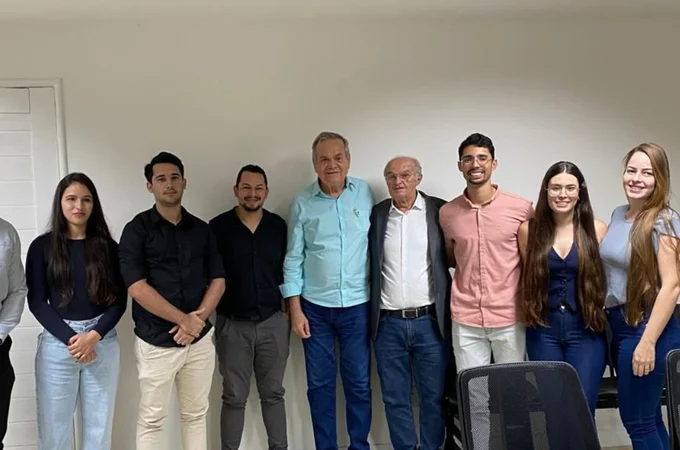 Após articulação do secretário José de Macêdo, Ronaldo Lessa se reúne com servidores da Polícia Científica em Arapiraca