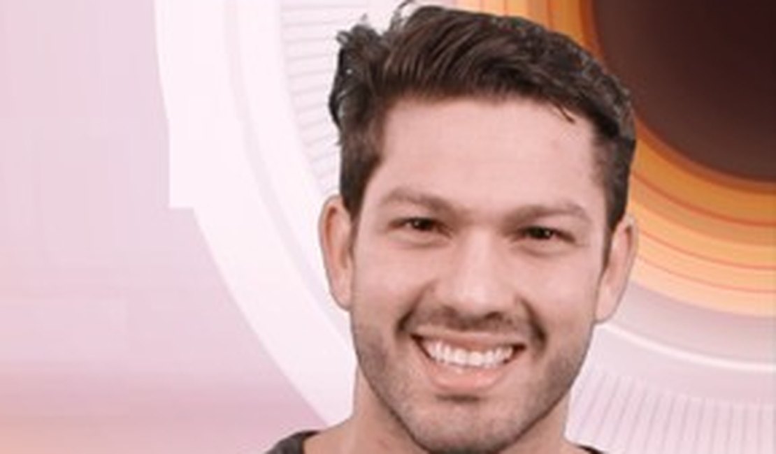 Irmã de alagoano Luiz Felipe, do 'BBB 17', fala sobre jogo: 'Não é mascarado'