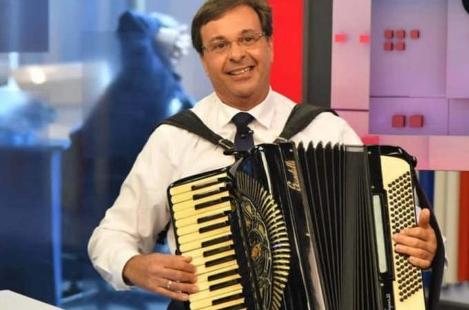 Polícia Federal prende ex-ministro Gilson Machado em Recife