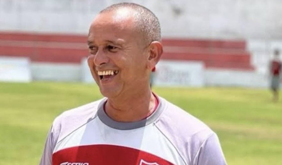 Jaelson Marcelino deixa comando do Penedense durante campanha na Série D