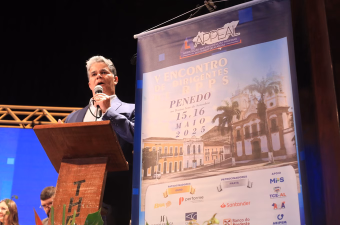 Penedo sedia 5º encontro estadual de dirigentes de previdências municipais
