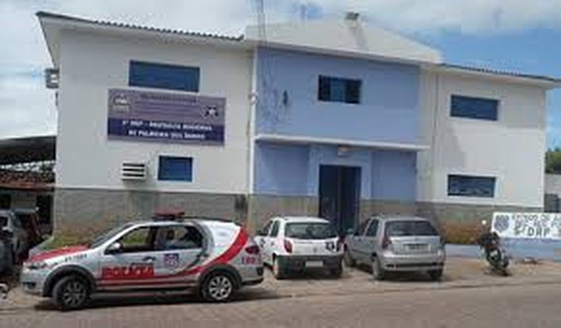 Adolescente é apreendido com moto roubada em Taquarana