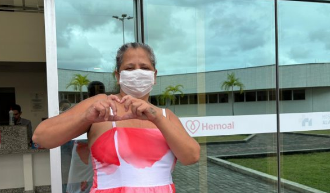 Primeira transplantada cardíaca da Rede Hospitalar Pública de Alagoas celebra nova vida