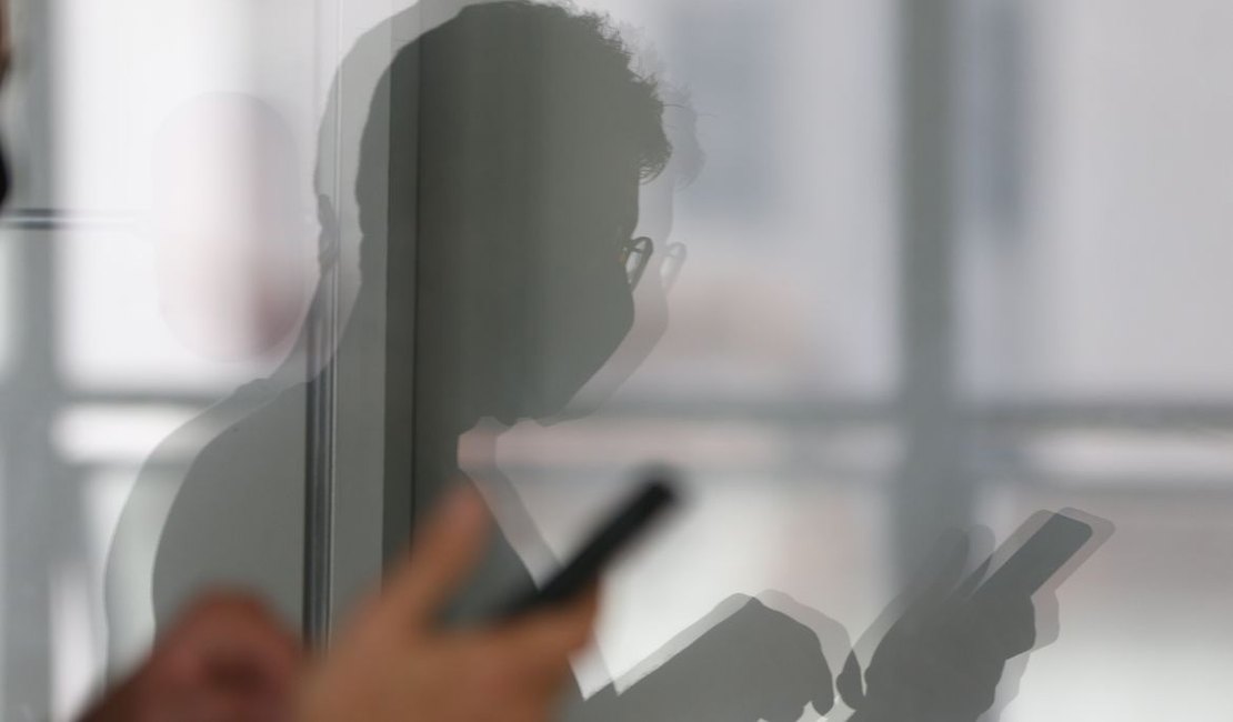 Compradores de celular com restrição criminal são notificados em SP