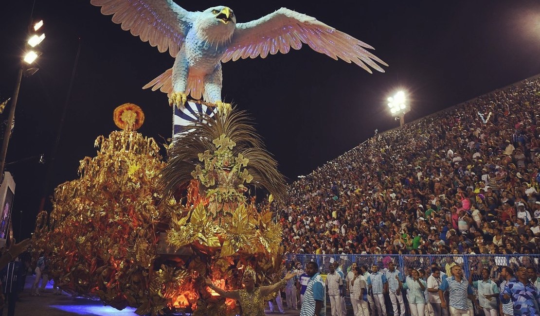Portela é a campeã do carnaval 2017 do Rio após 33 anos de jejum