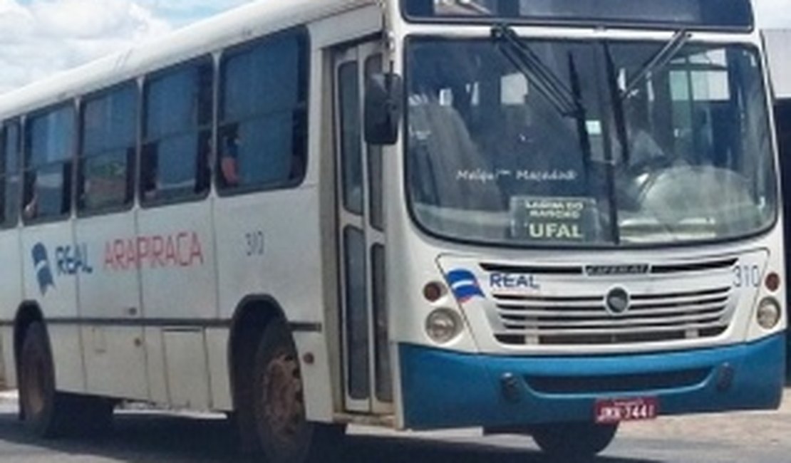Casal armado assalta passageiros de transporte coletivo em Arapiraca