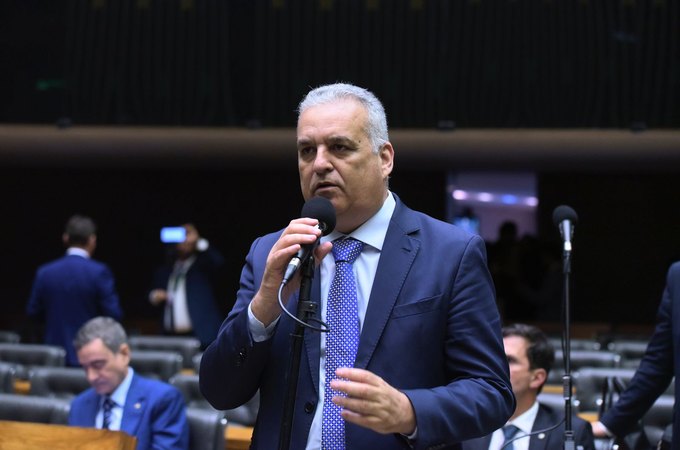 Direto do plenário da Câmara, Alfredo Gaspar comemora aprovação de projeto que torna permanente a Lei de Incentivo ao Esporte