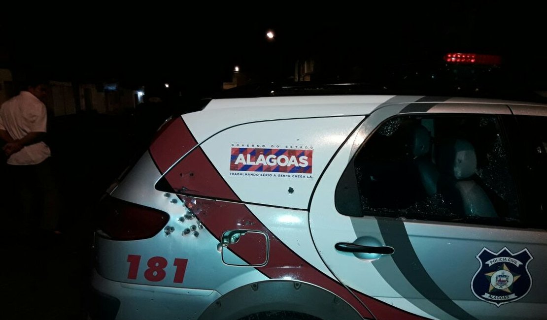 Criminosos explodem agência bancária em Novo Lino, atiram contra delegacia e incendeiam veículo