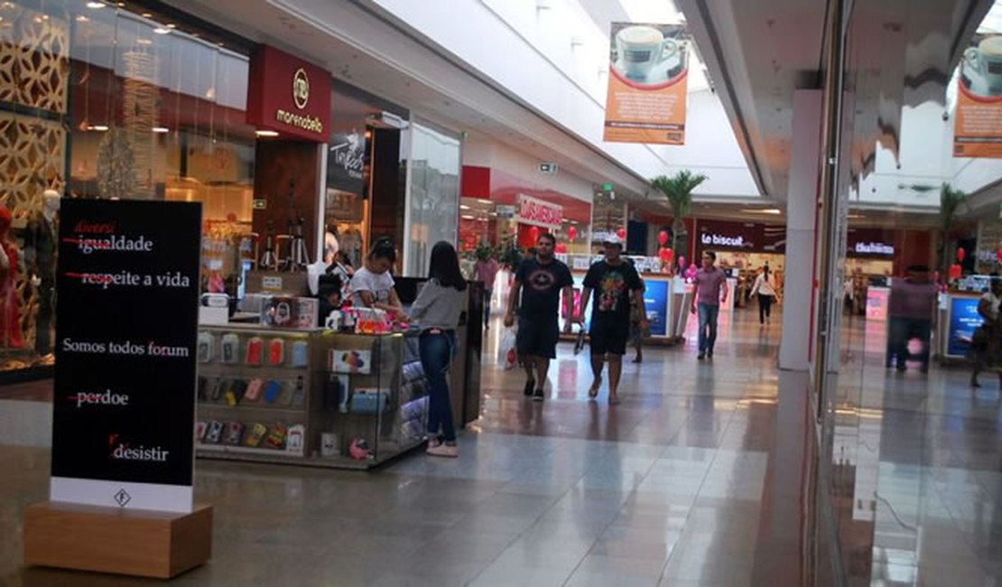 Por greve dos caminhoneiros, fluxo nos shopping-centers tem queda de 15%