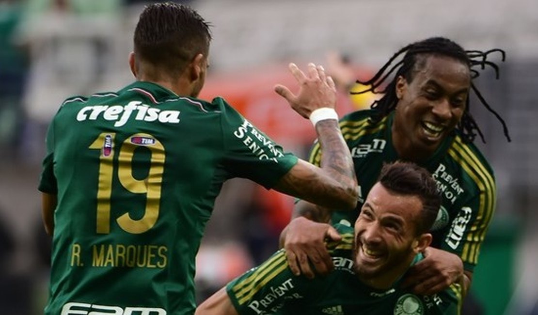 São Paulo é goleado pelo Palmeiras no Allianz Parque