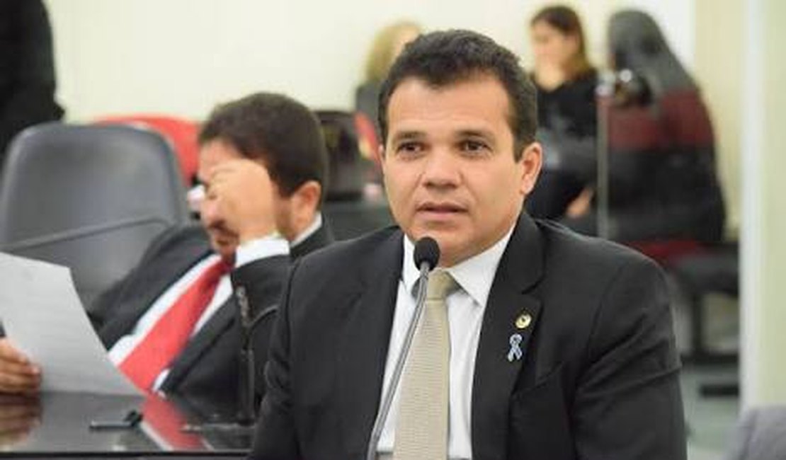 Apoiado por Célia, Ricardo Nezinho é indicado como pré-candidato à prefeitura de Arapiraca