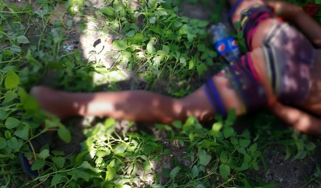 Jovem é morto a tiros no bairro Canafístula, em Arapiraca