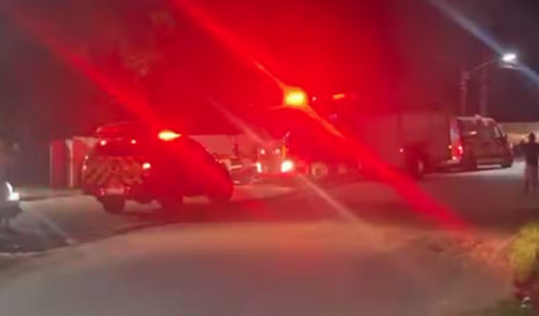 Vazamento de amônia em fábrica mobiliza bombeiros em Santa Luzia do Norte