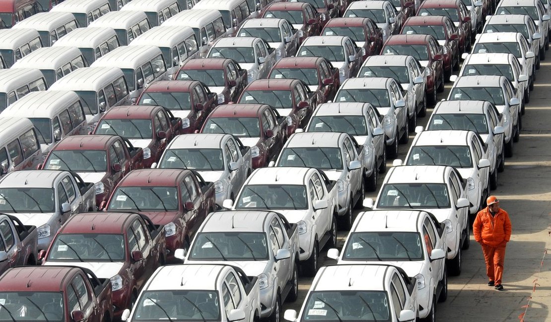 China reduzirá para 15% tarifas dos automóveis importados a partir de julho