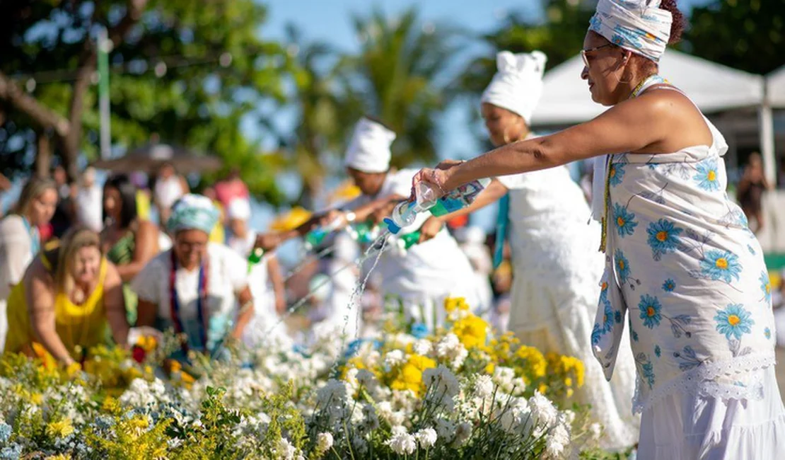 Ato religioso em homenagem a Iemanjá acontece nesta sexta-feira (8), na Praia de Pajuçara