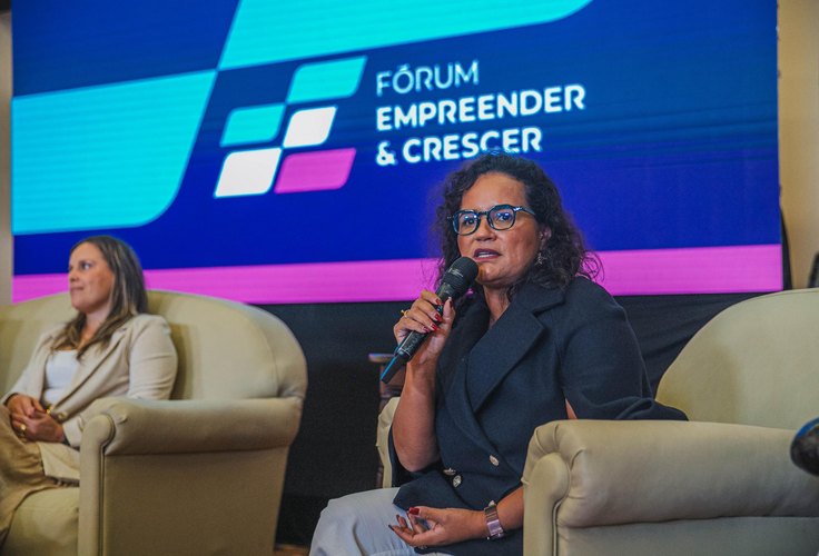 Secretária da Fazenda compartilha experiências no Fórum Empreender & Crescer