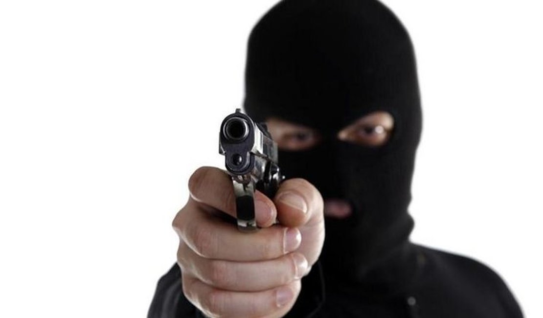 Áudio mostra integrante de facção ameaçando cortar mãos de assaltantes