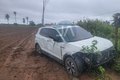 Servidora da Prefeitura de Limoeiro de Anadia perde controle de carro e sofre escoriações após saída de pista
