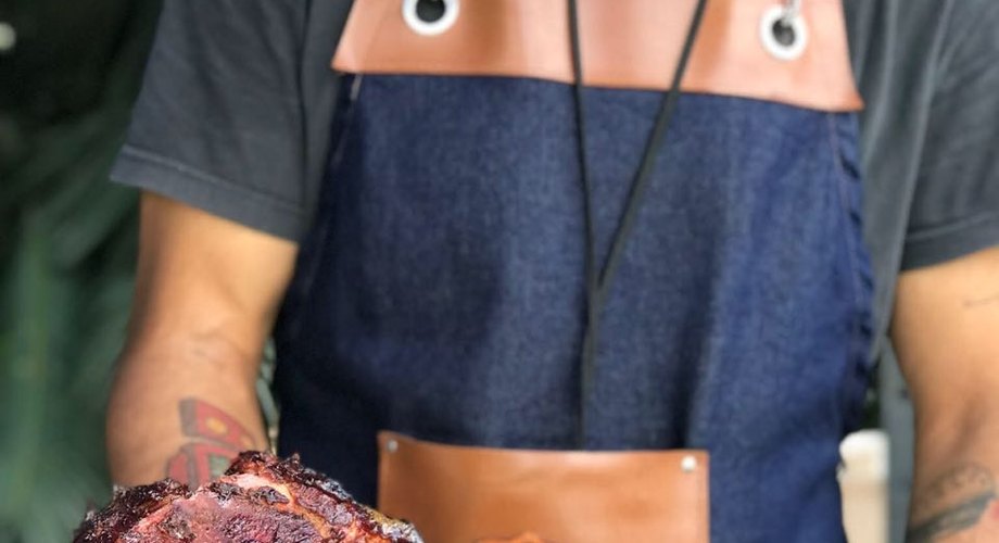 Chef arapiraquense inova e lançará hamburgueria com especialidade em carnes defumadas