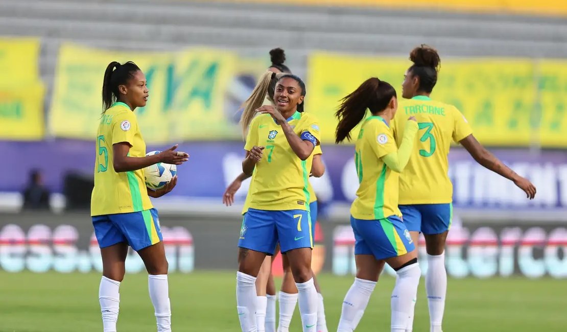 Liderada por Kerolin, seleção goleia Bolívia na Copa América