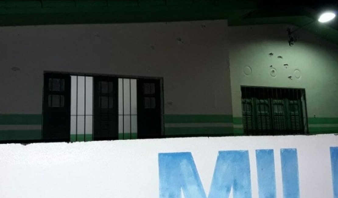 Criminosos atacam bancos, agência dos Correios e sede da PM na região Norte
