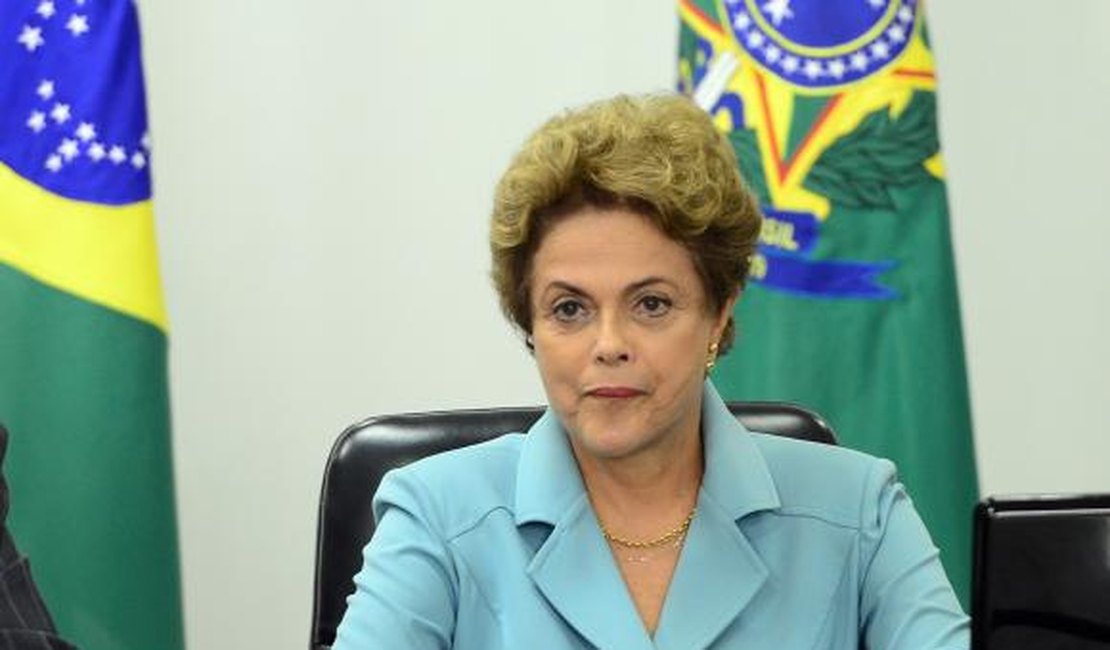Dilma sanciona LDO 2016 com vetos a reajuste do Bolsa Família