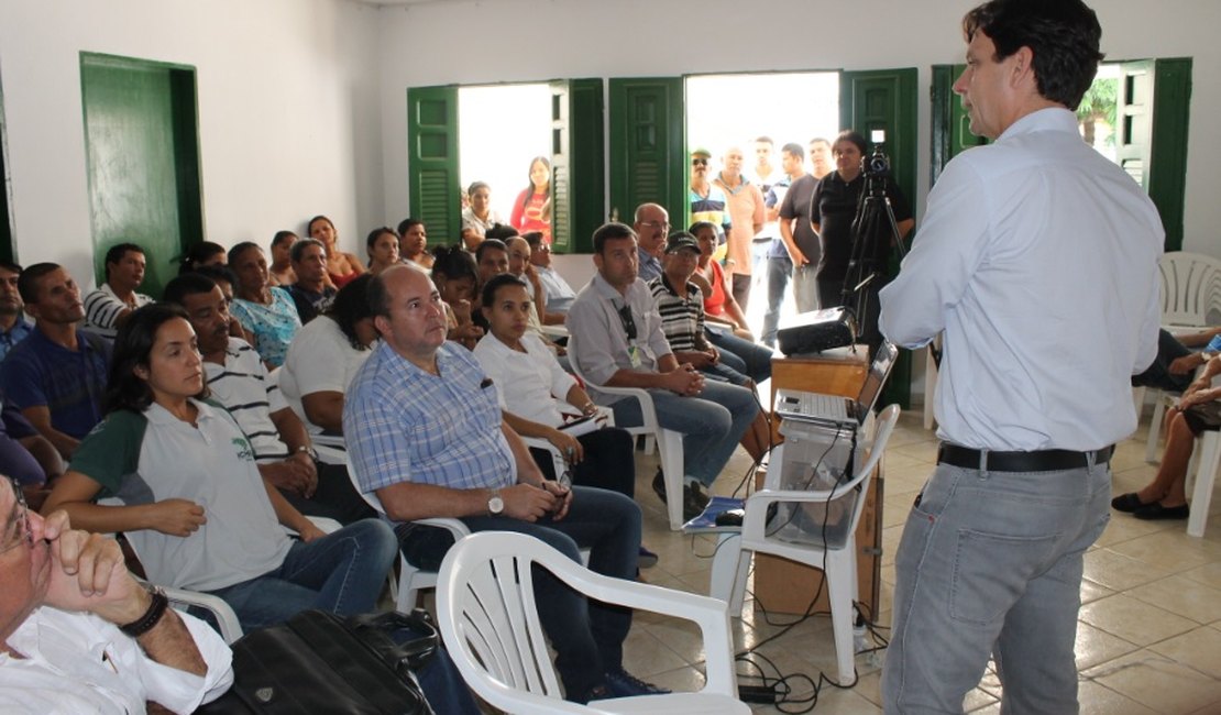 Prefeitura de Jequiá da Praia cobra finalização de Conjunto Residencial
