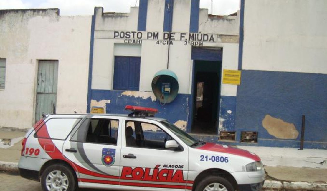 Polícia Militar detém três e estoura desmanche de motos em Craíbas
