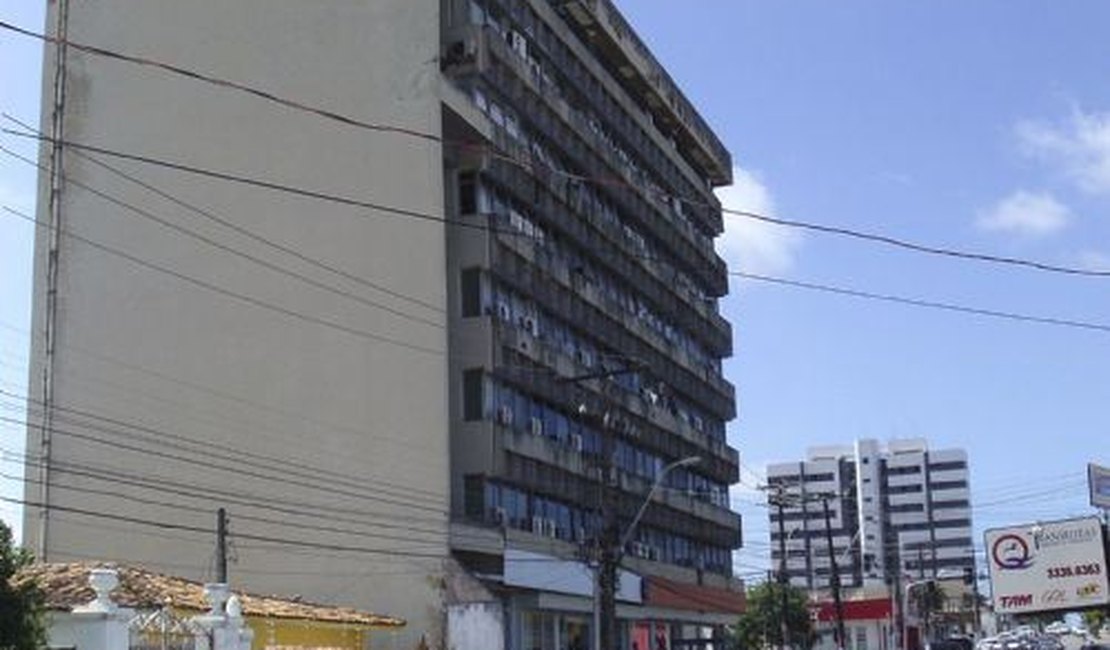 TRT/AL realiza leilão de móveis e imóveis nesta terça-feira (16)