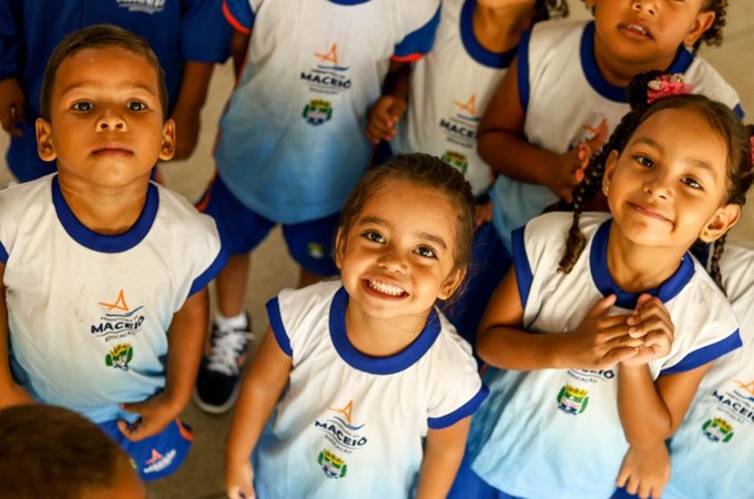 Prefeitura de Maceió convoca 107 aprovados no PSS da Educação; veja lista e datas