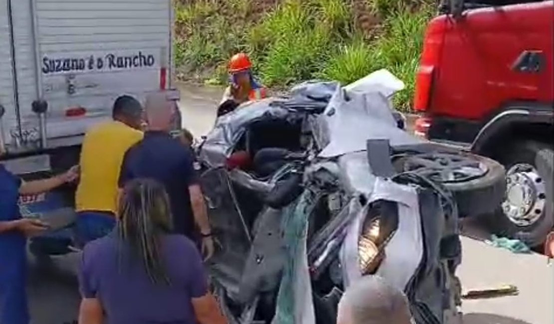 Motorista de caminhão-baú que fugiu após acidente com dois mortos na BR-101 é identificado pela Polícia Civil