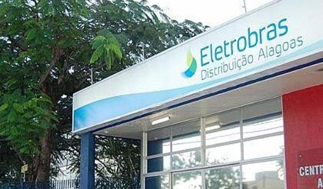 Ceal deve indenizar cliente após raio causar aumento na conta