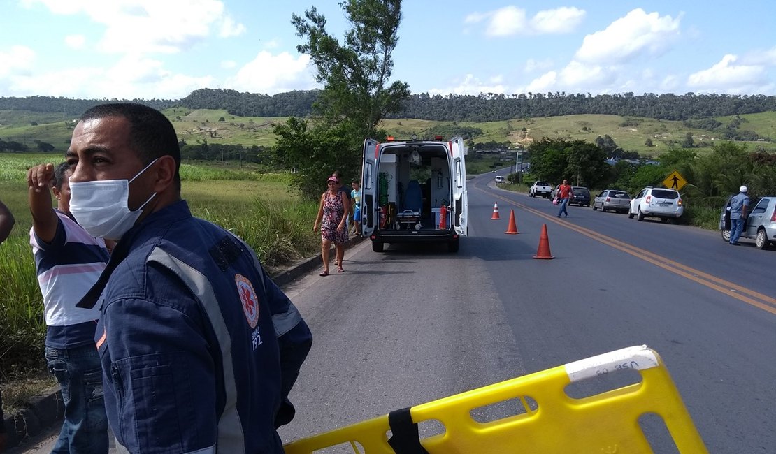 Motociclista fica ferido após cair em uma ribanceira no interior de AL