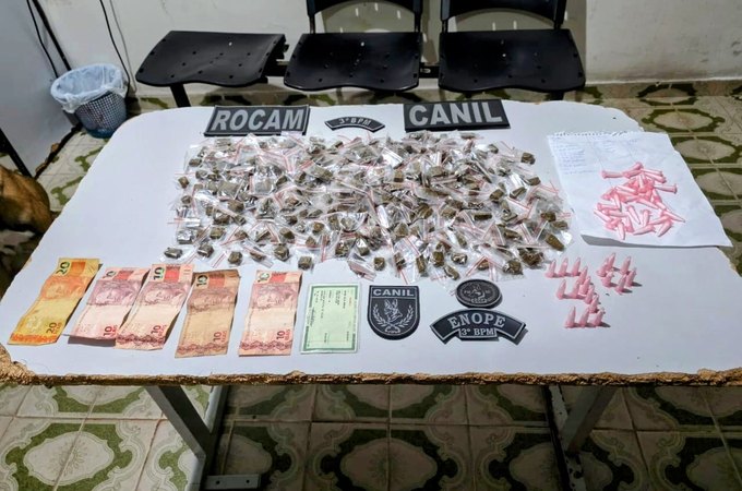 Guarnição do Canil apreende drogas em residência após denúncia, em Arapiraca
