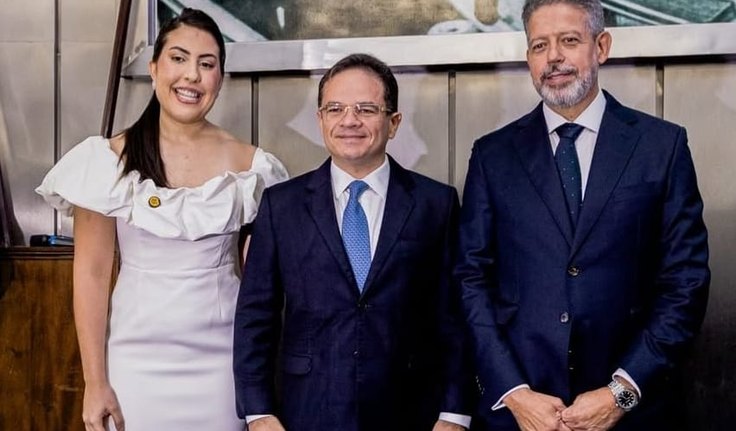 Parlamento alagoano homenageia Arthur Lira com a mais alta honraria da Casa
