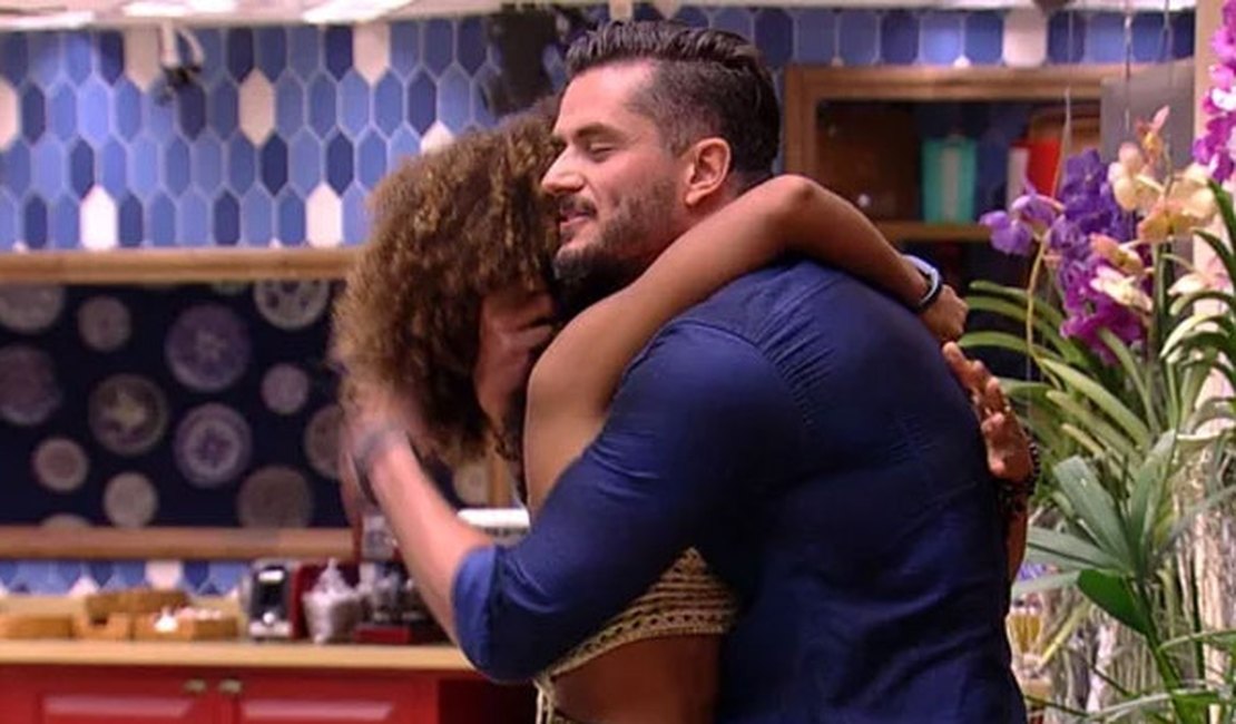 Gabriela Flor é a primeira eliminada do BBB17