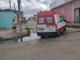 Vídeo. Homem vai cobrar dívida, leva tapa no rosto e desfere facadas no devedor, em Arapiraca