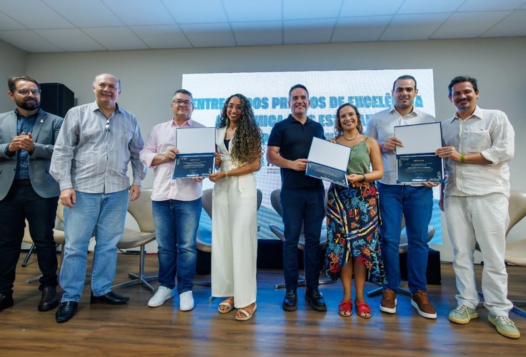 Governador Paulo Dantas entrega premiação a pesquisadores e reforma da sede da Fapeal