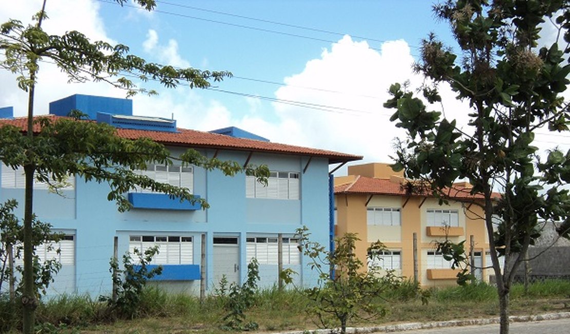 Ufal pede reforço à PM para garantir segurança no campus após invasão