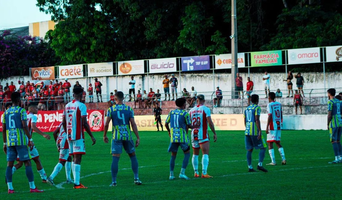 Na lanterna do grupo A4, Penedense perde mais uma vez na Série D do Brasileirão