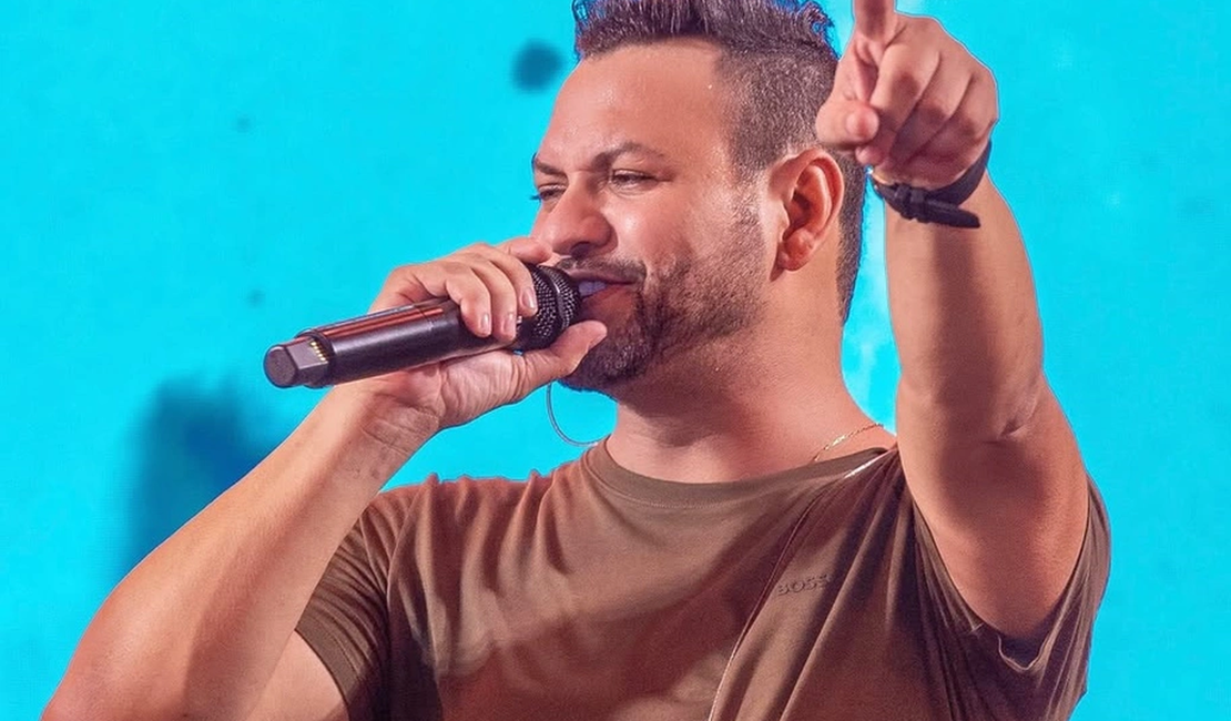 Justiça revoga prisão de Lenno Ferreira, cantor da banda Desejo de Menina